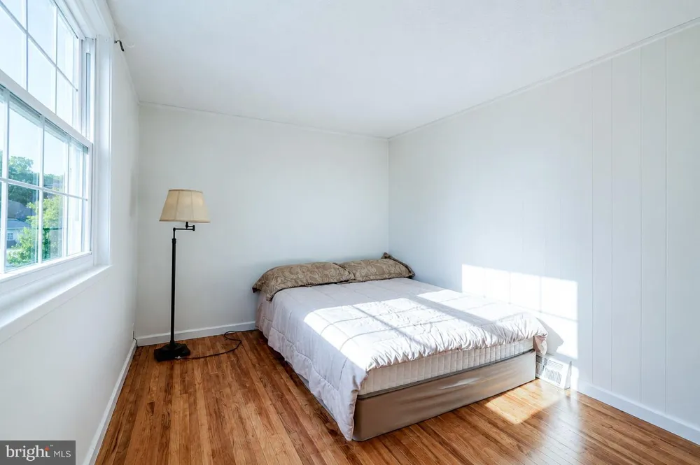 10916 MODENA PLACE Philadelphia, PA 19154