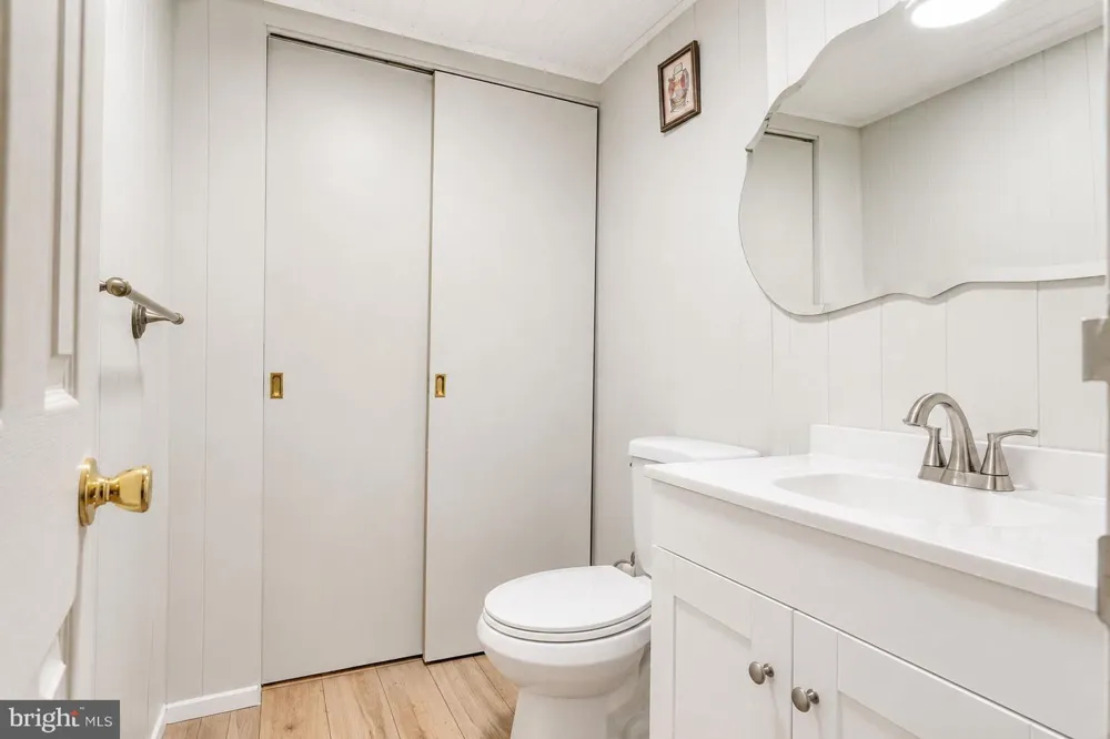 10916 MODENA PLACE Philadelphia, PA 19154