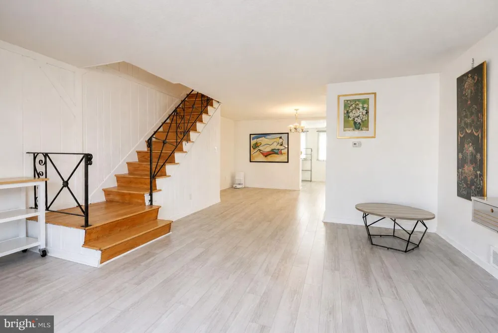 10916 MODENA PLACE Philadelphia, PA 19154