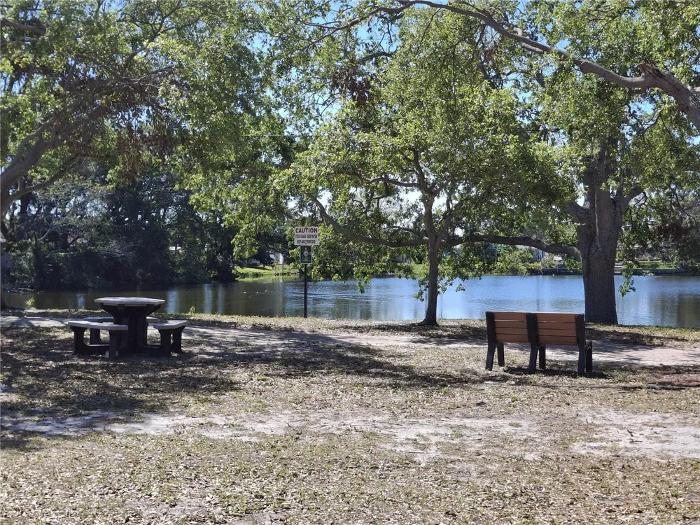 5560 61ST STREET St Petersburg, FL 33709