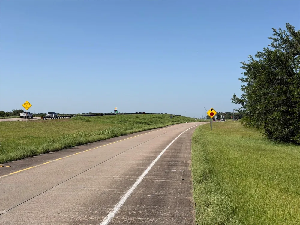State Highway 288 Angleton, TX 77515