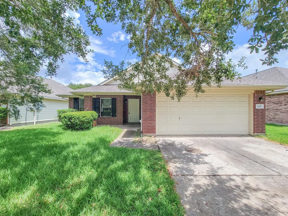 3010 Stonecross Lane Dickinson, TX 77539
