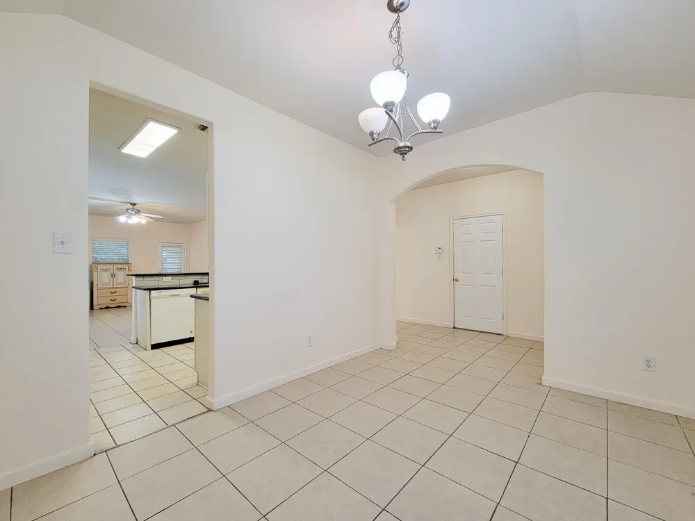 3010 Stonecross Lane Dickinson, TX 77539