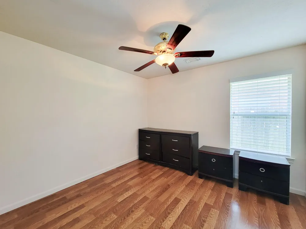 3010 Stonecross Lane Dickinson, TX 77539