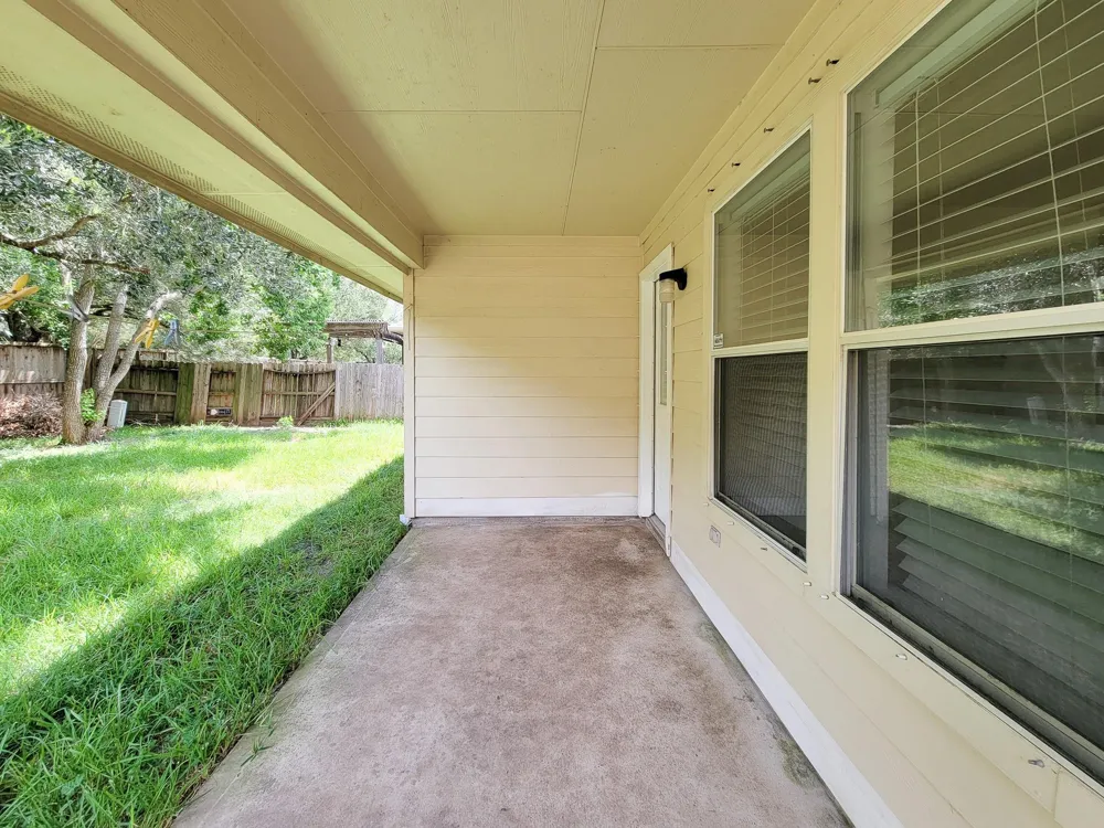 3010 Stonecross Lane Dickinson, TX 77539