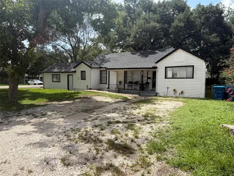 816 Avenue A