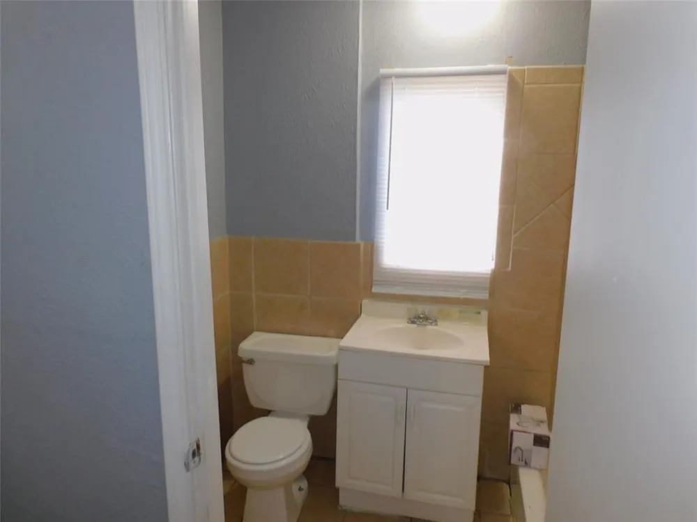816 Avenue A South Houston, TX 77587
