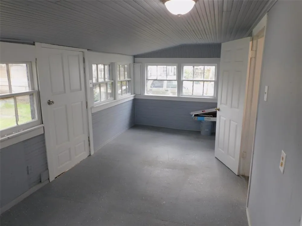 816 Avenue A South Houston, TX 77587