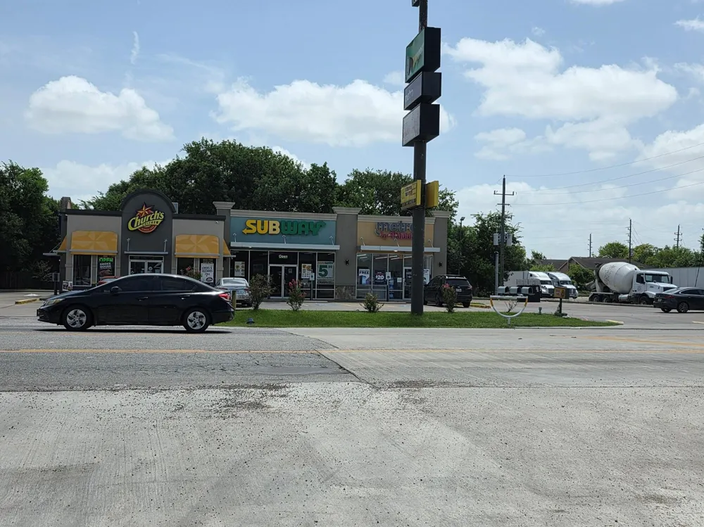 4218 1st Street Brookshire, TX 77423