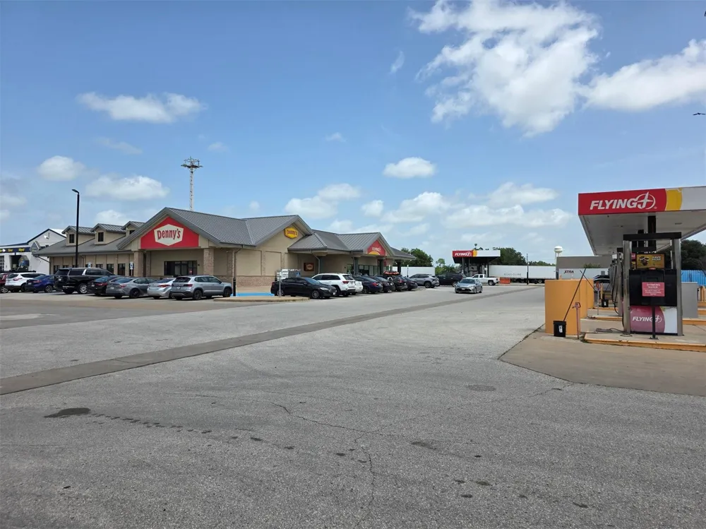 4218 1st Street Brookshire, TX 77423