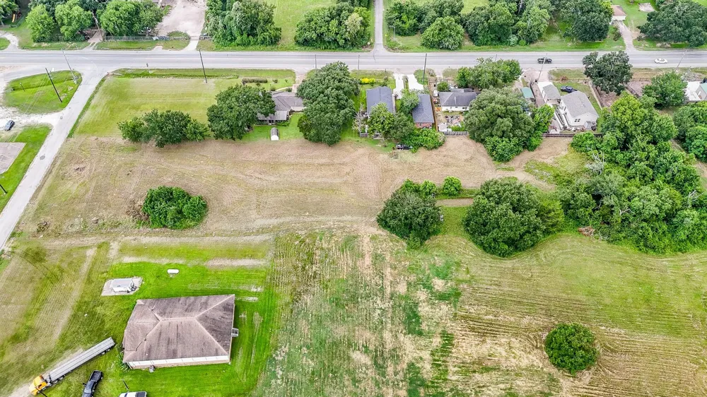4218 1st Street Brookshire, TX 77423