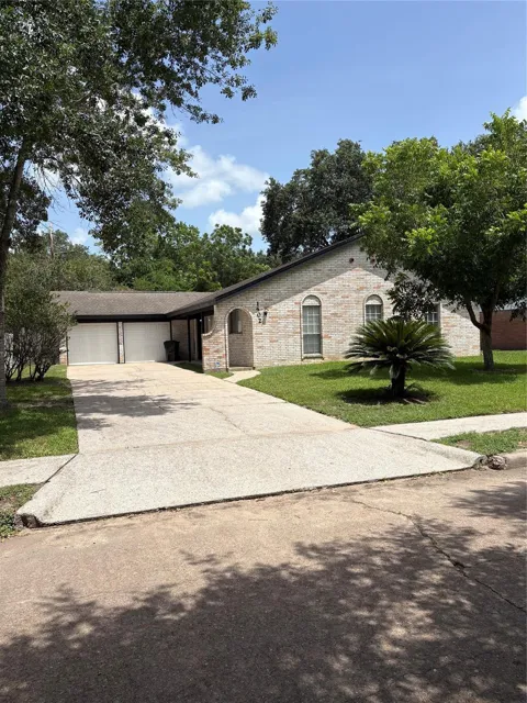 1402 Bellaire Boulevard