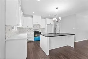 1913 Marshall Avenue Bryan, TX 77803