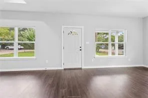 1913 Marshall Avenue Bryan, TX 77803