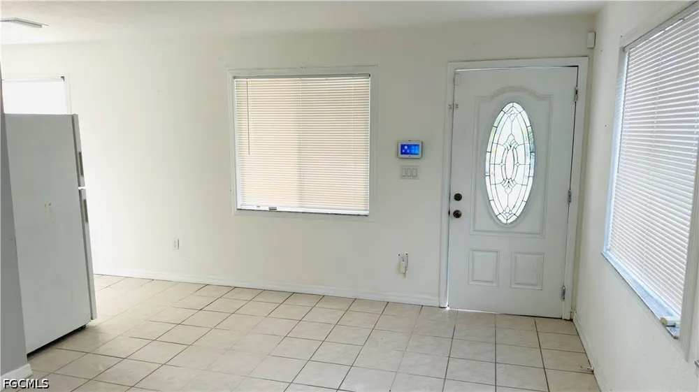 5th Avenue Fort Myers, FL 33907