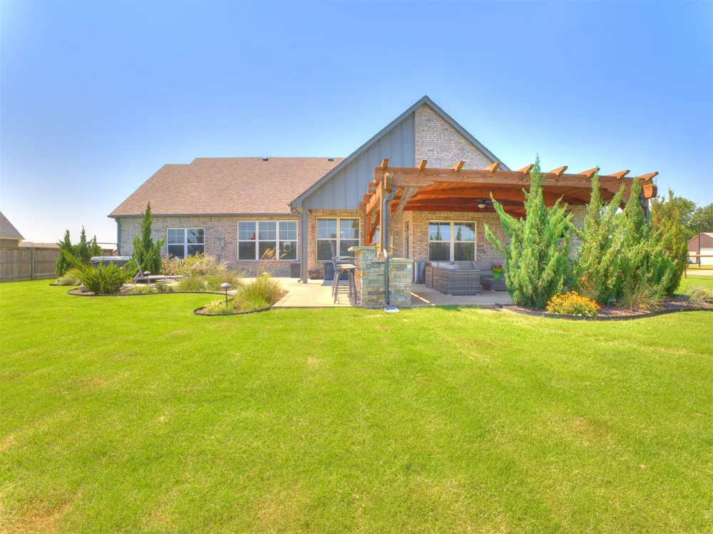 33 Dylan Drive Inola, OK 74036