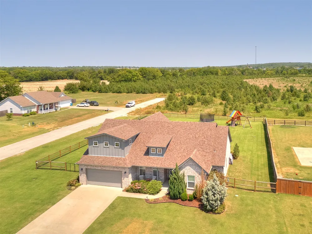 33 Dylan Drive Inola, OK 74036