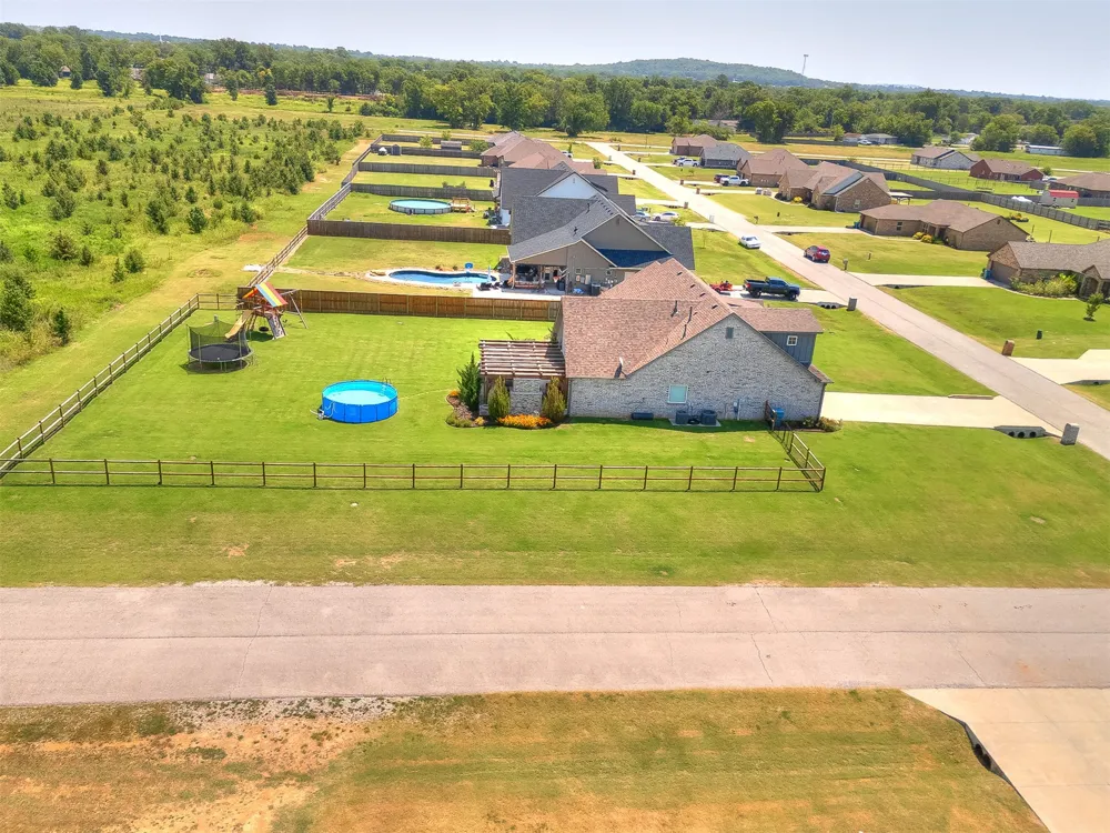 33 Dylan Drive Inola, OK 74036