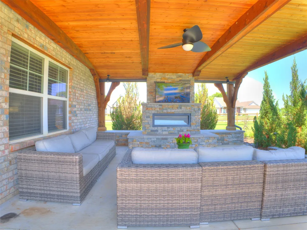 33 Dylan Drive Inola, OK 74036