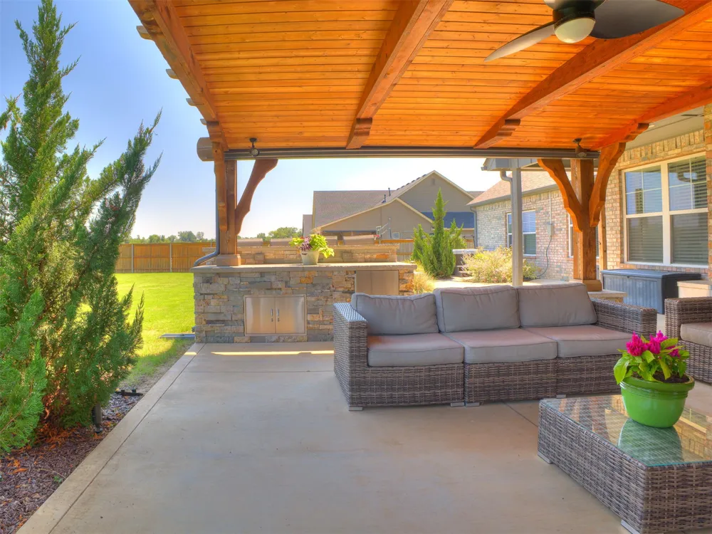 33 Dylan Drive Inola, OK 74036