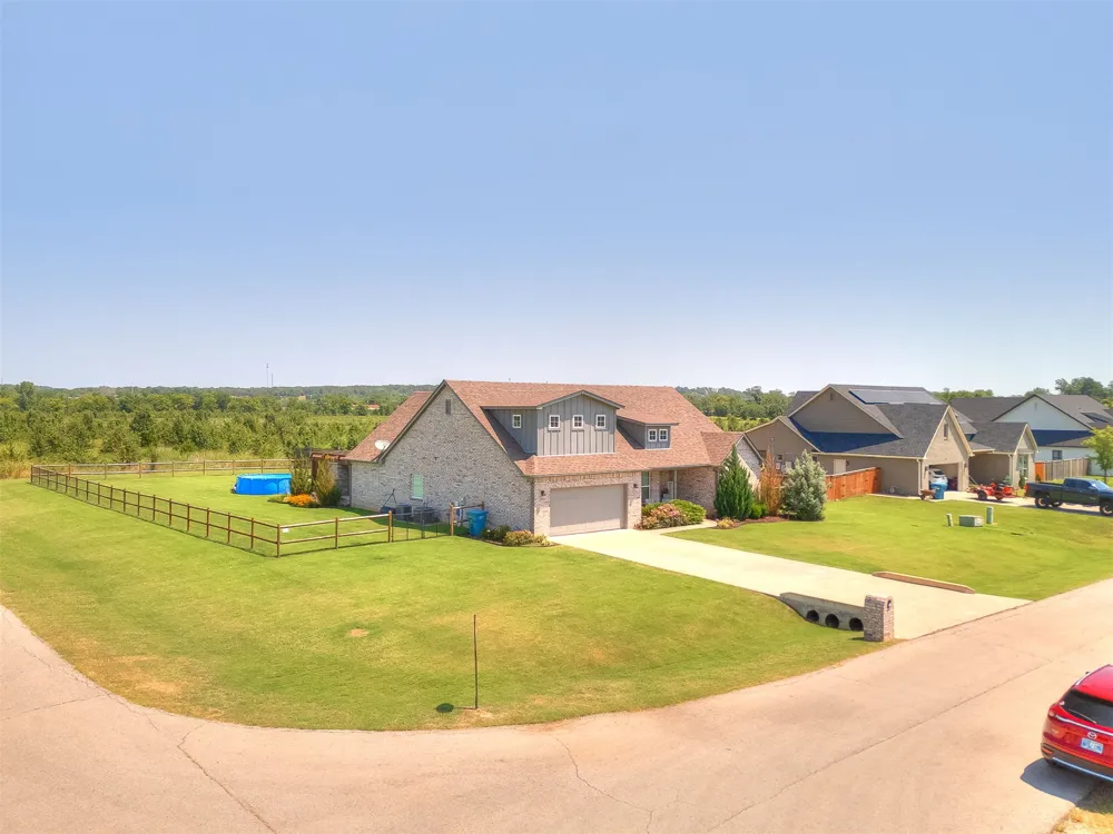33 Dylan Drive Inola, OK 74036
