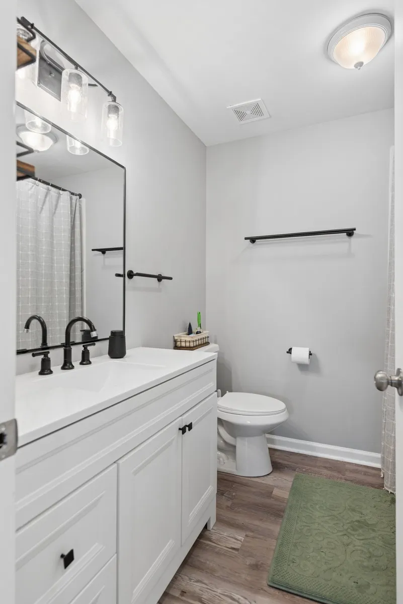 3100 Casa Ct Nashville, TN 37214
