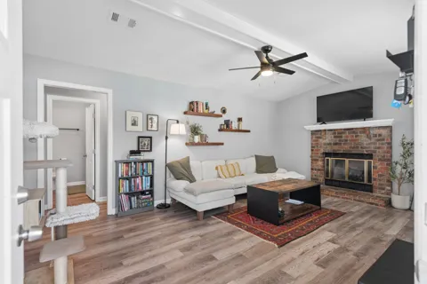 3100 Casa Ct