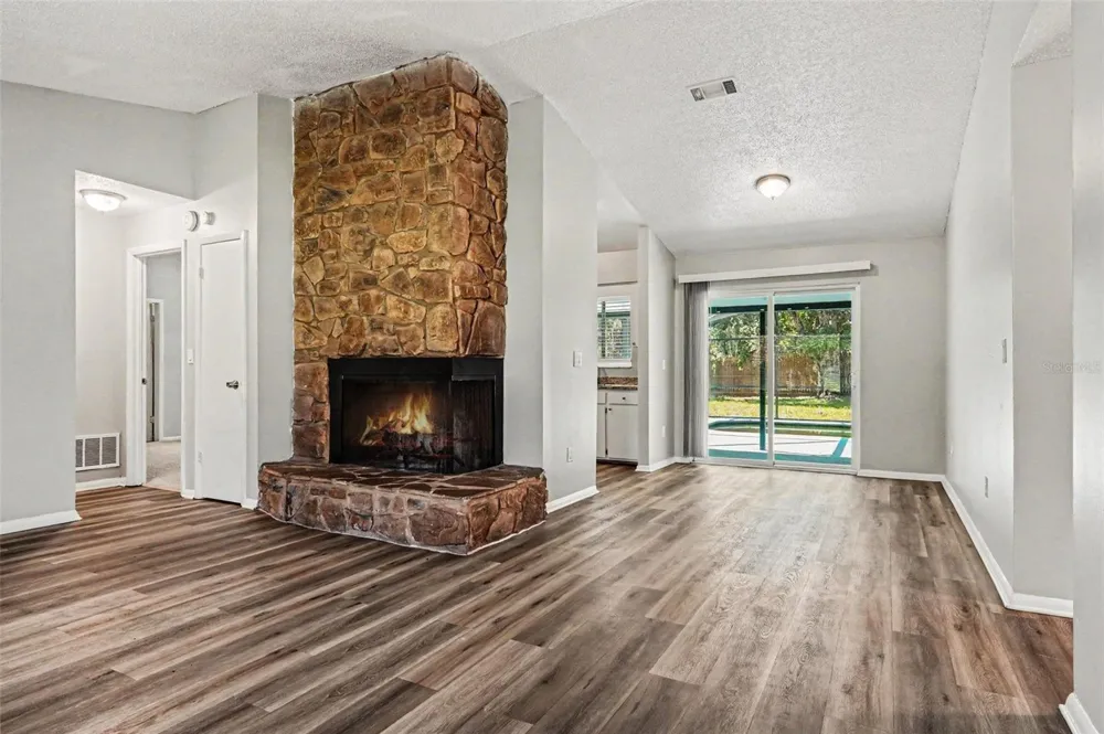 629 ALTON ROAD Winter Springs, FL 32708