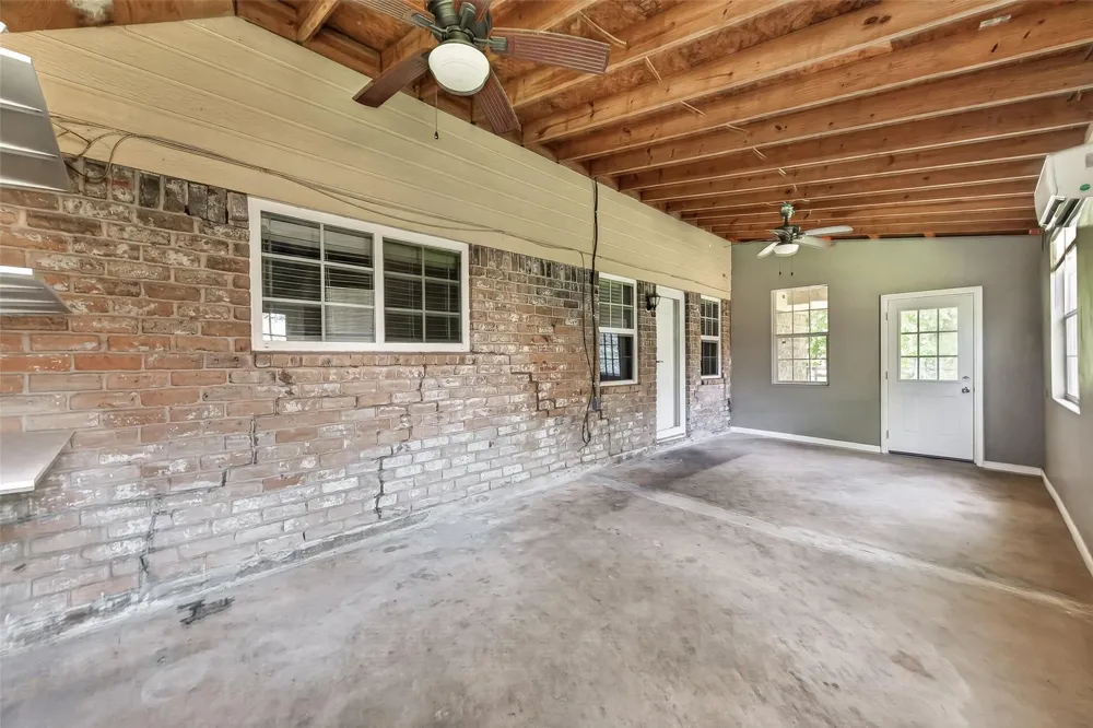 719 Kilpatrick Street Channelview, TX 77530