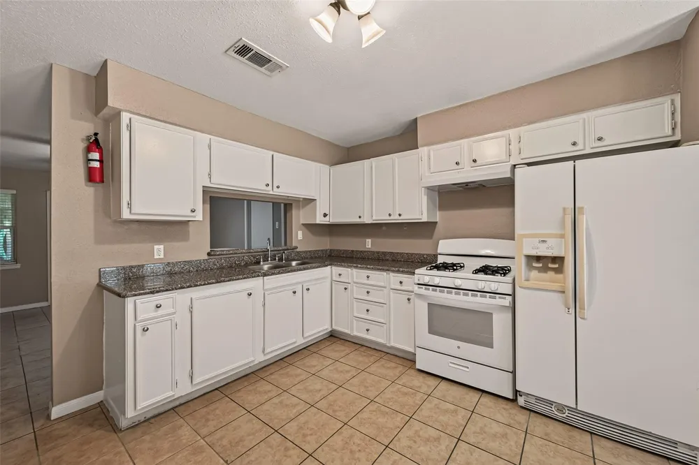 719 Kilpatrick Street Channelview, TX 77530
