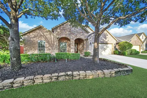 25208 Forest Ledge Dr