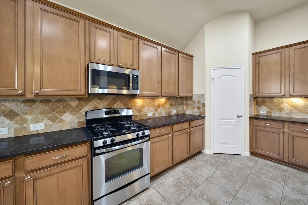 25208 Forest Ledge Dr Porter, TX 77365