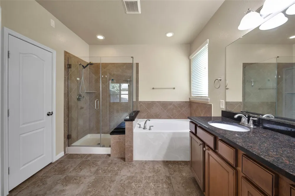 25208 Forest Ledge Dr Porter, TX 77365