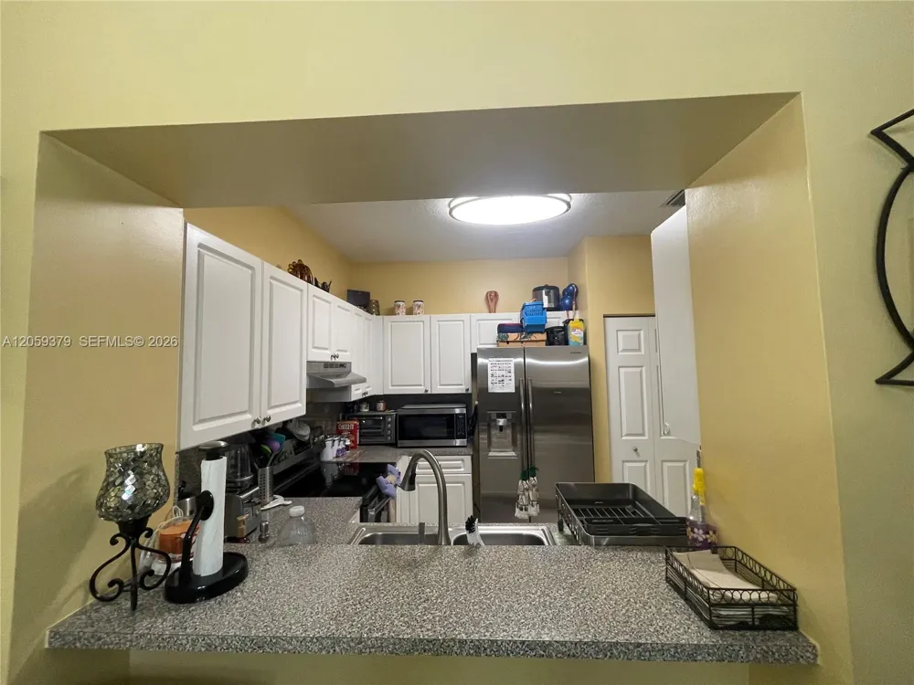 904 NW 100th Ave Pembroke Pines, FL 33024