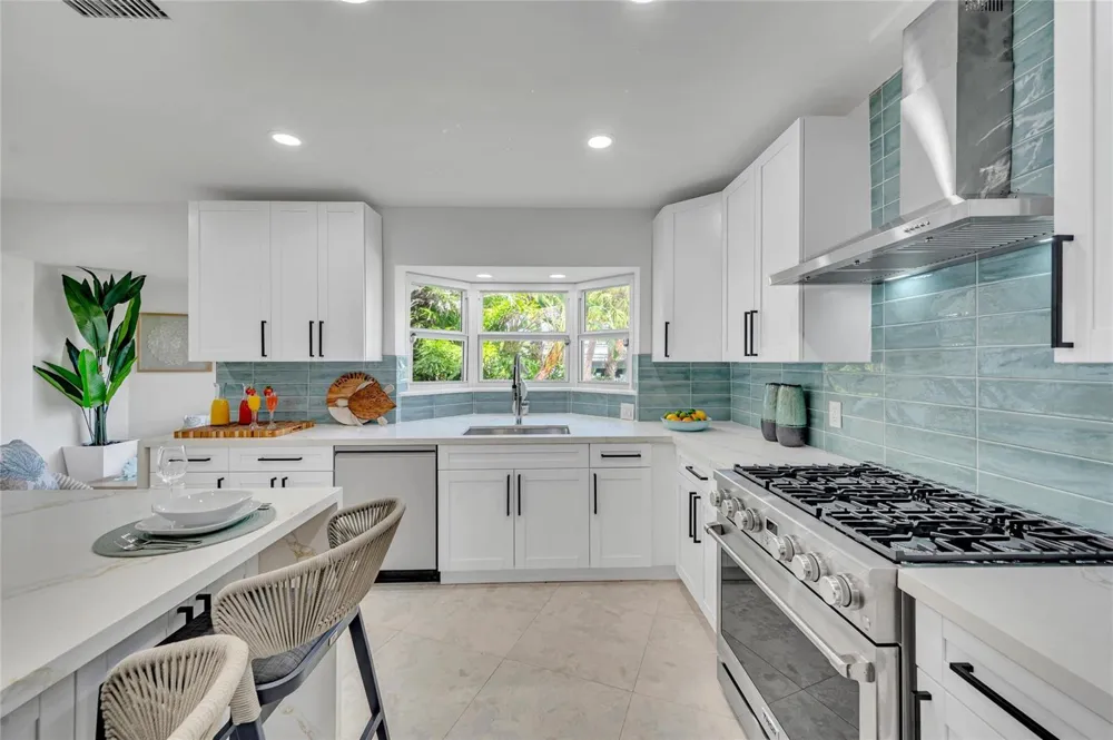 1700 Marietta Drive Fort Lauderdale, FL 33316