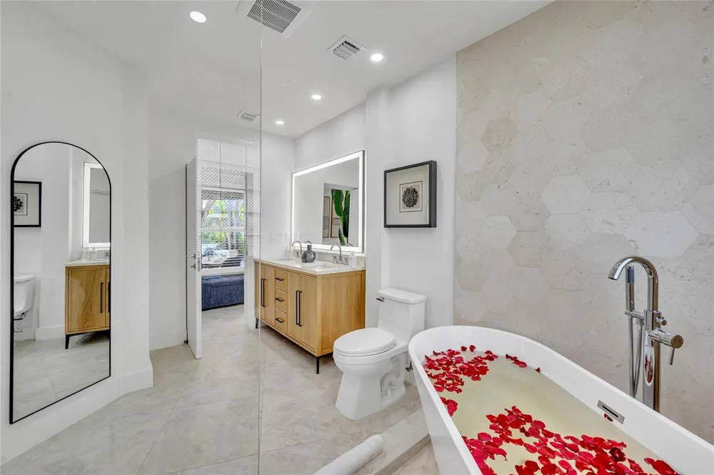 1700 Marietta Drive Fort Lauderdale, FL 33316