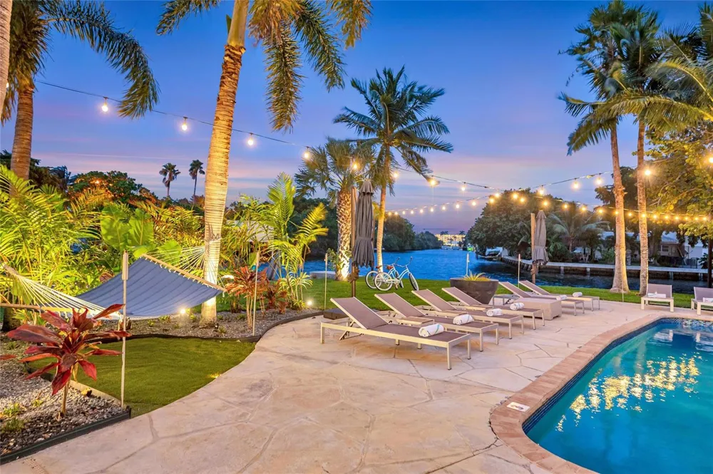1700 Marietta Drive Fort Lauderdale, FL 33316