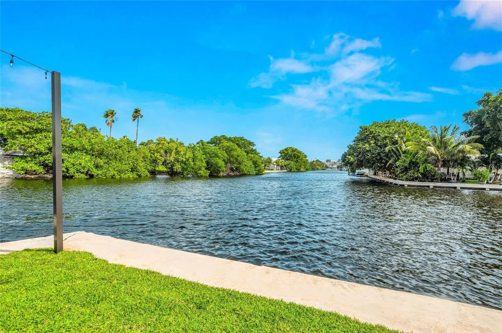 1700 Marietta Drive Fort Lauderdale, FL 33316