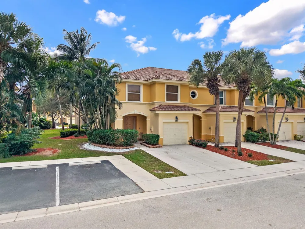 123 Wakulla Springs Way Royal Palm Beach, FL 33411