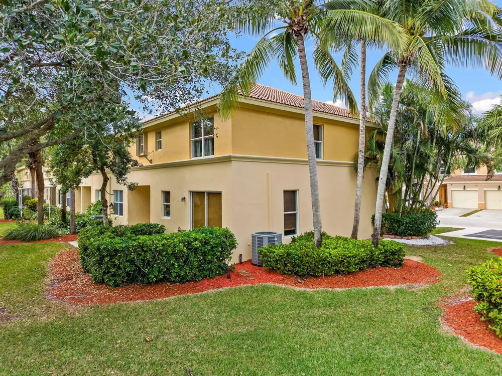123 Wakulla Springs Way Royal Palm Beach, FL 33411