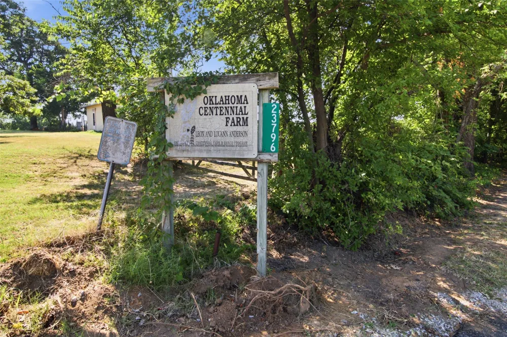 23796 E Highway 66 Highway Chelsea, OK 74016