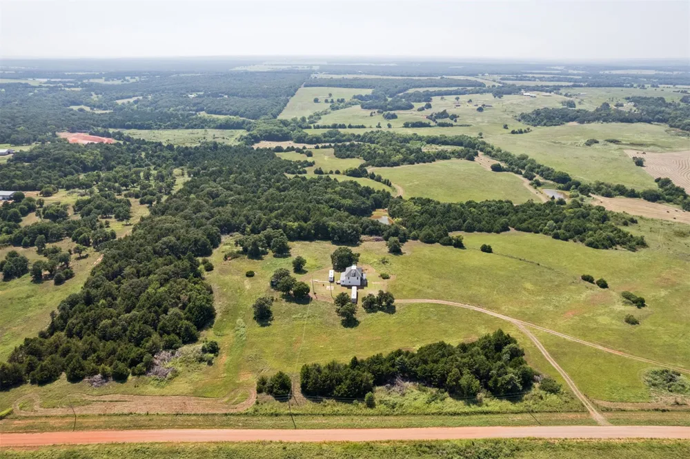 760261 S 3310 ROAD Perkins, OK 74059