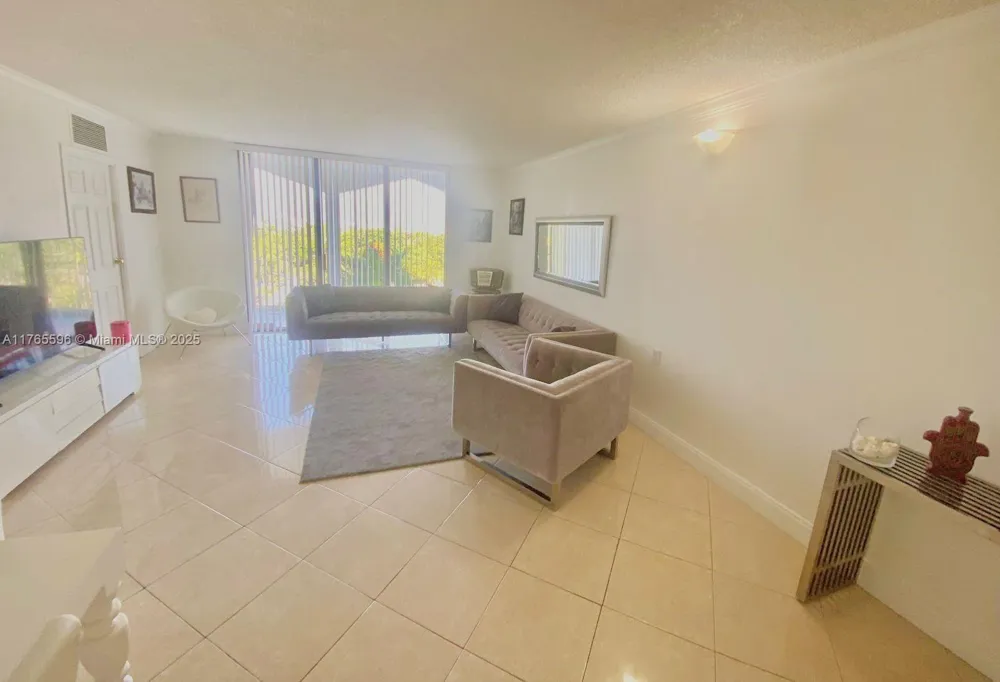 9801 Collins Ave #8M Bal Harbour, FL 33154