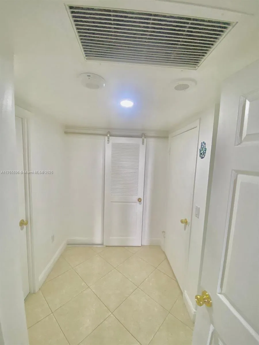 9801 Collins Ave #8M Bal Harbour, FL 33154