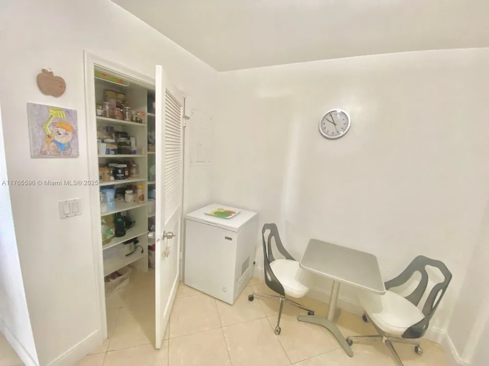 9801 Collins Ave #8M Bal Harbour, FL 33154