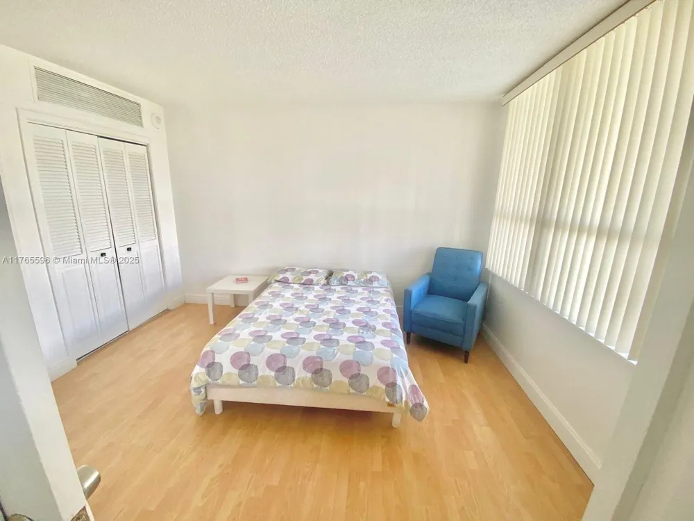 9801 Collins Ave #8M Bal Harbour, FL 33154