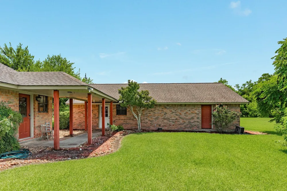 2910 County Road 519 Brazoria, TX 77422
