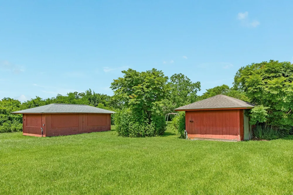 2910 County Road 519 Brazoria, TX 77422