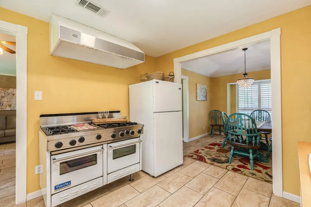 2910 County Road 519 Brazoria, TX 77422