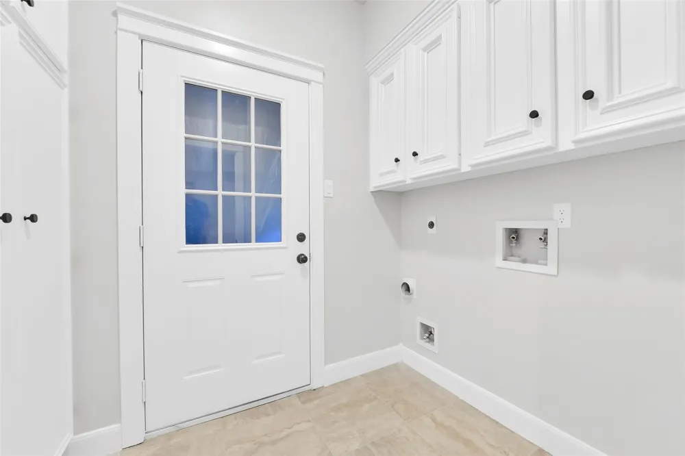 202 Victoria Way Friendswood, TX 77546
